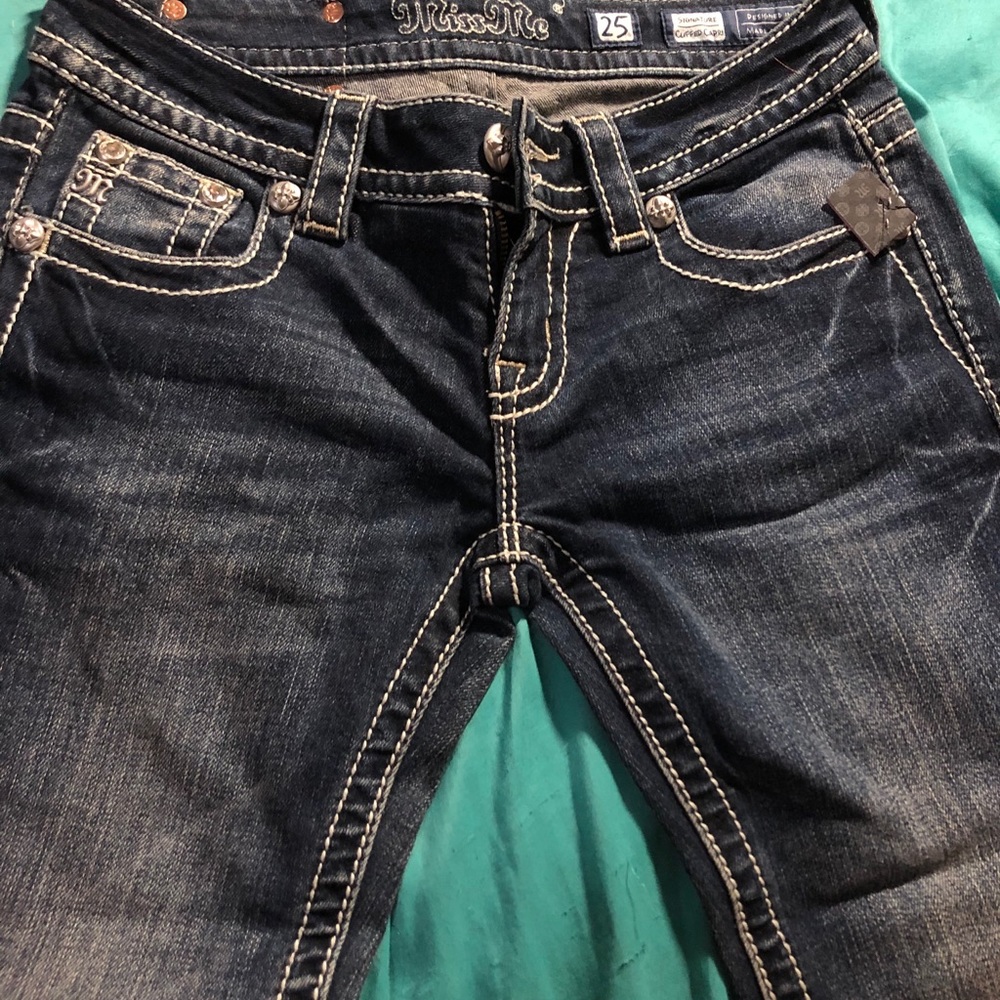miss me capris never used, waist size 25